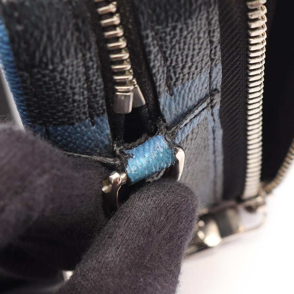 Louis Vuitton Alpha · Damier Graphite Giant