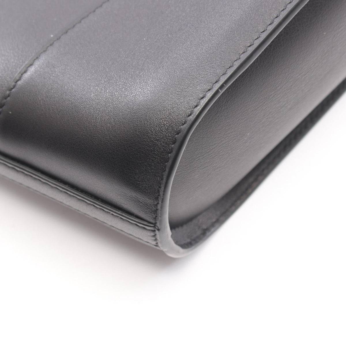Saint Laurent Y-Bucket Small · Leather
