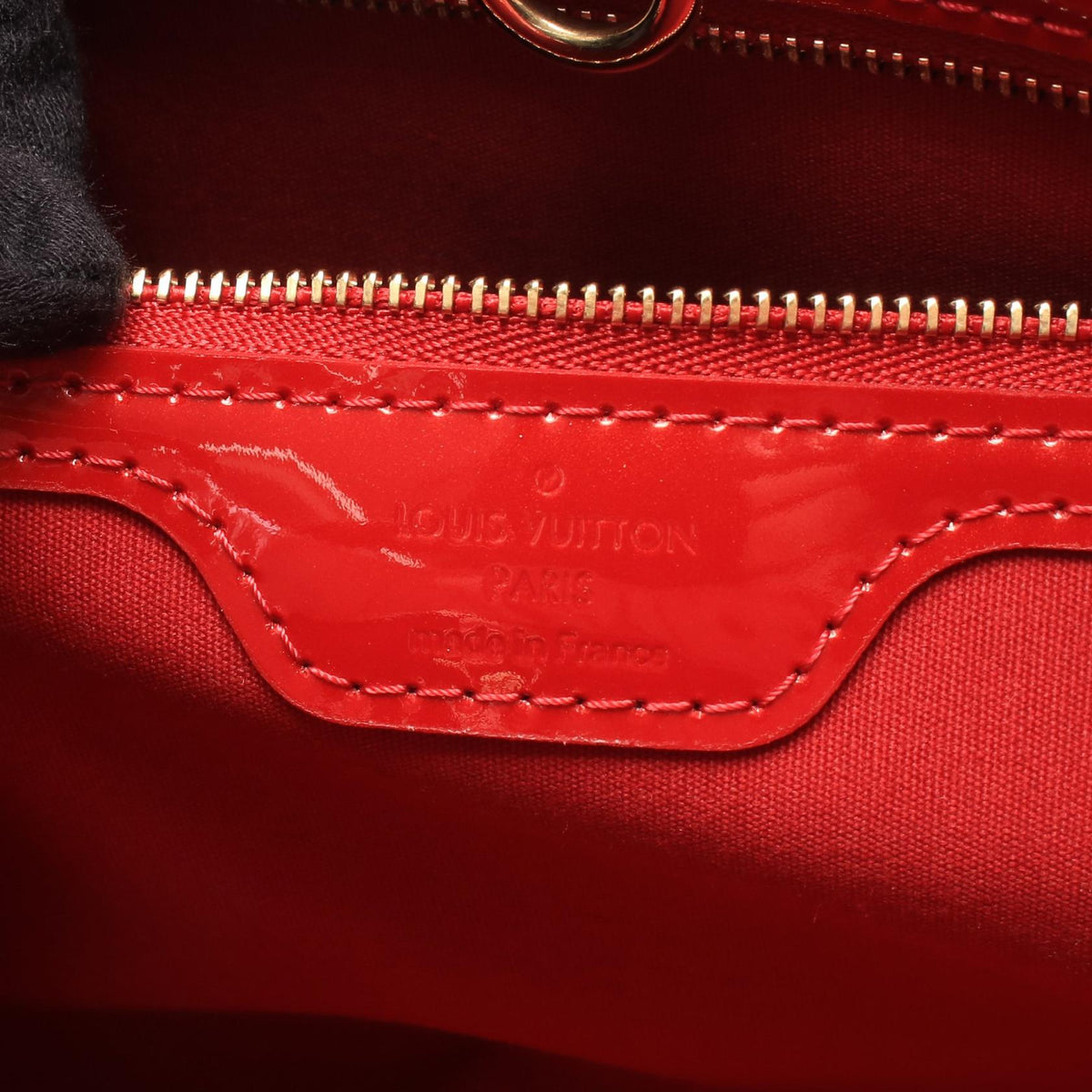 Louis Vuitton Wilsher PM · Vernis · Pomme