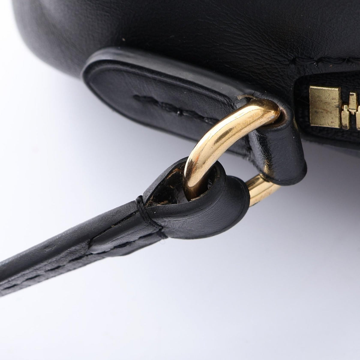 Louis Vuitton Santonju · Monogram