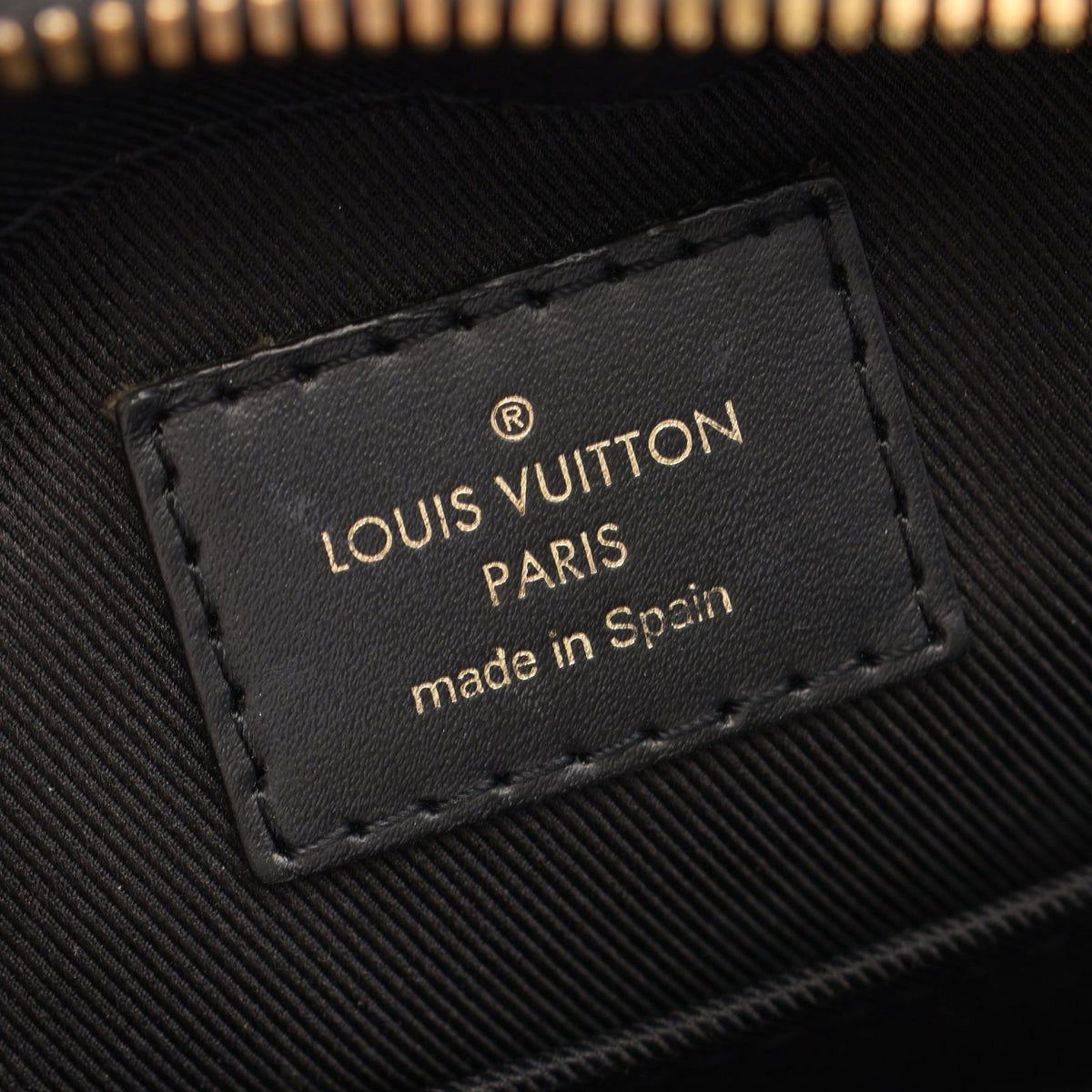 Louis Vuitton Santonju · Monogram