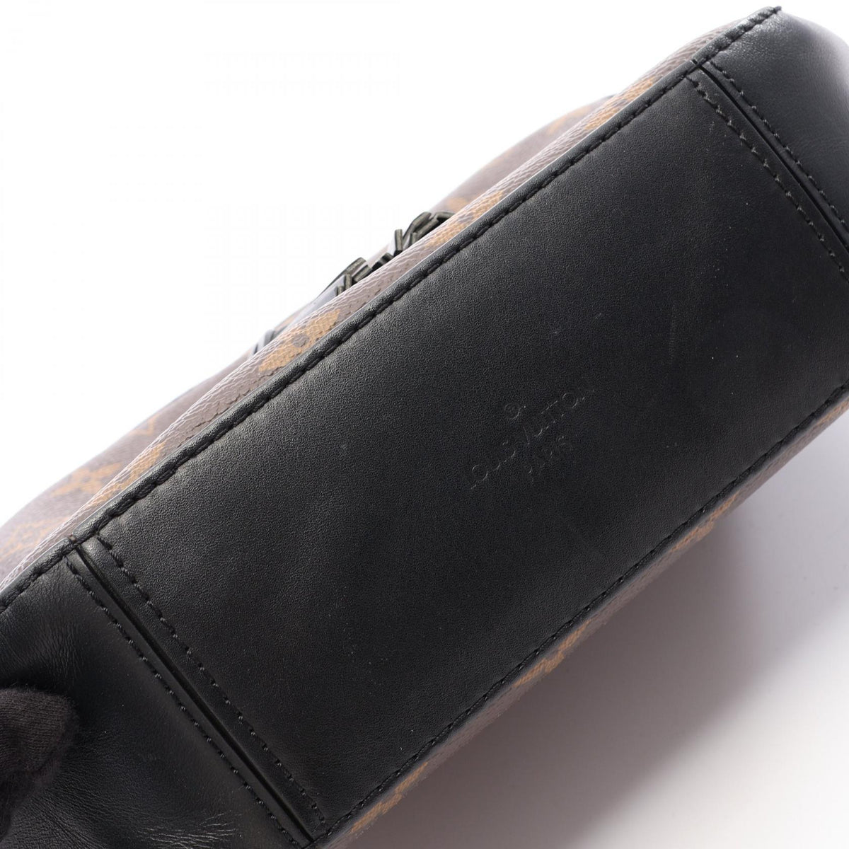 Louis Vuitton Santonju · Monogram