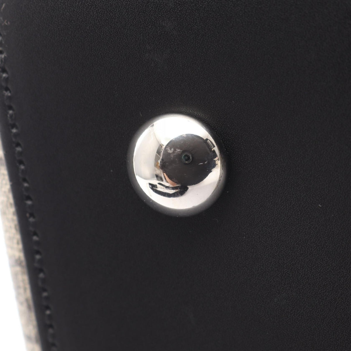 Gucci GG Supreme · Duffel · Canvas & Leather