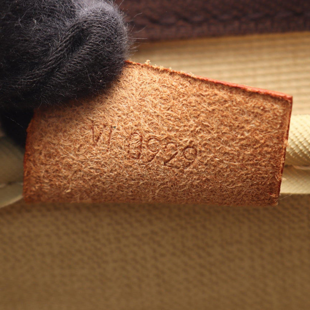 Louis Vuitton Deauville · Monogram Canvas