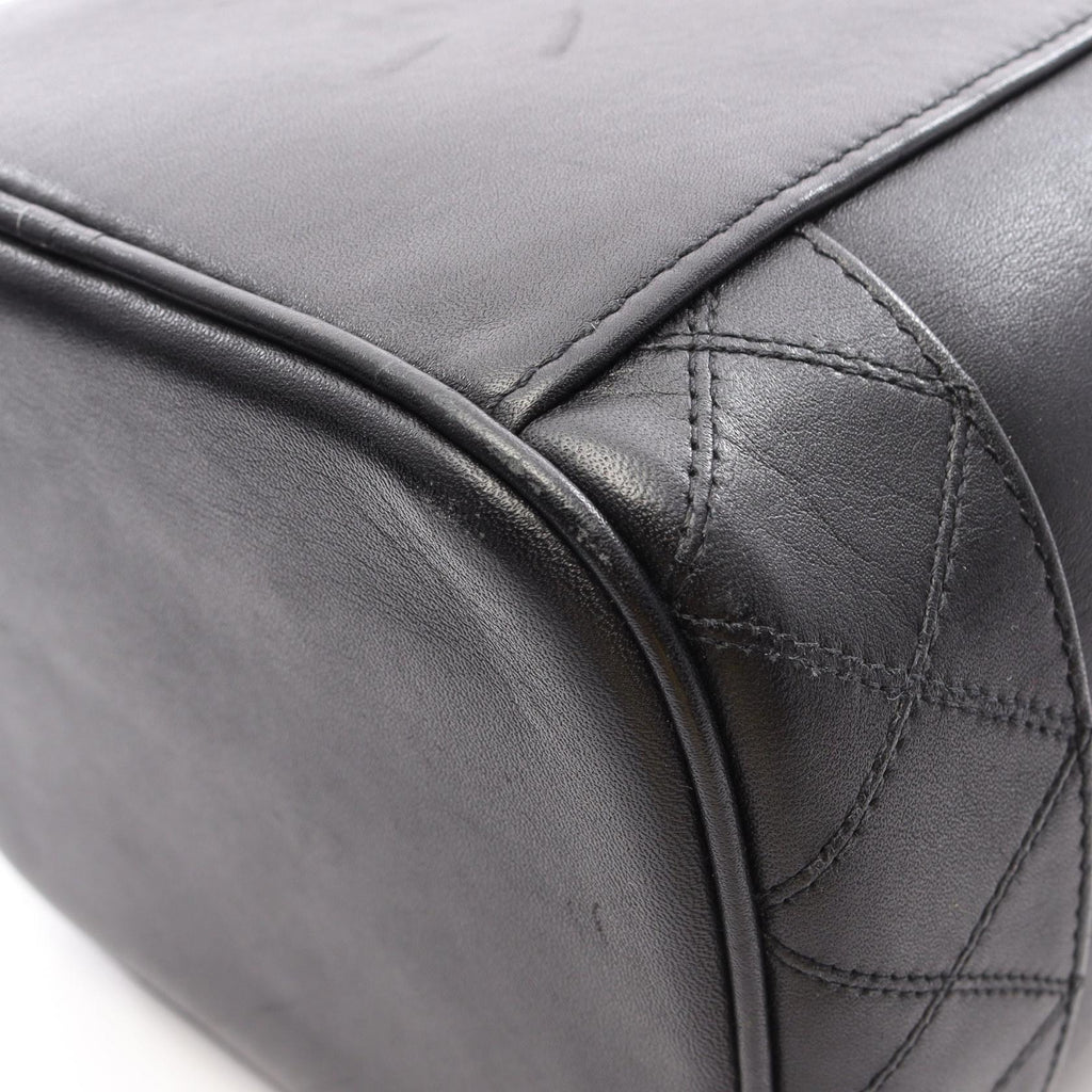 CHANEL Bicolore · Leather