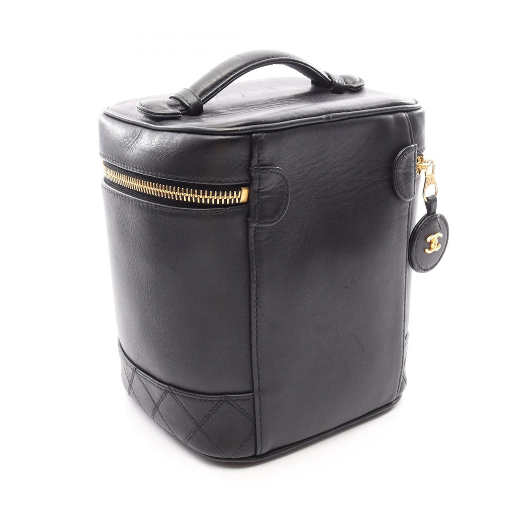 CHANEL Bicolore · Leather