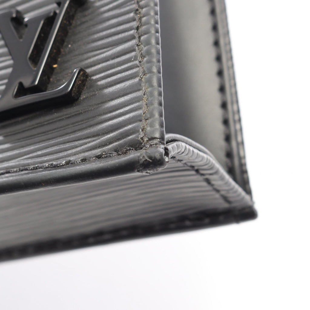 Louis Vuitton Petit Sac Plat · Epi Leather