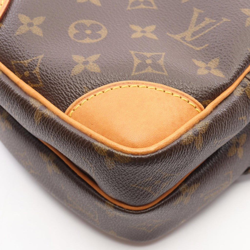 Louis Vuitton Amazon · Monogram