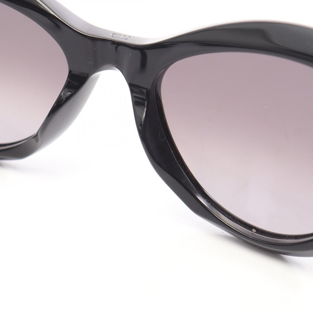 Dior DiorSignature · Square Frame Sunglasses