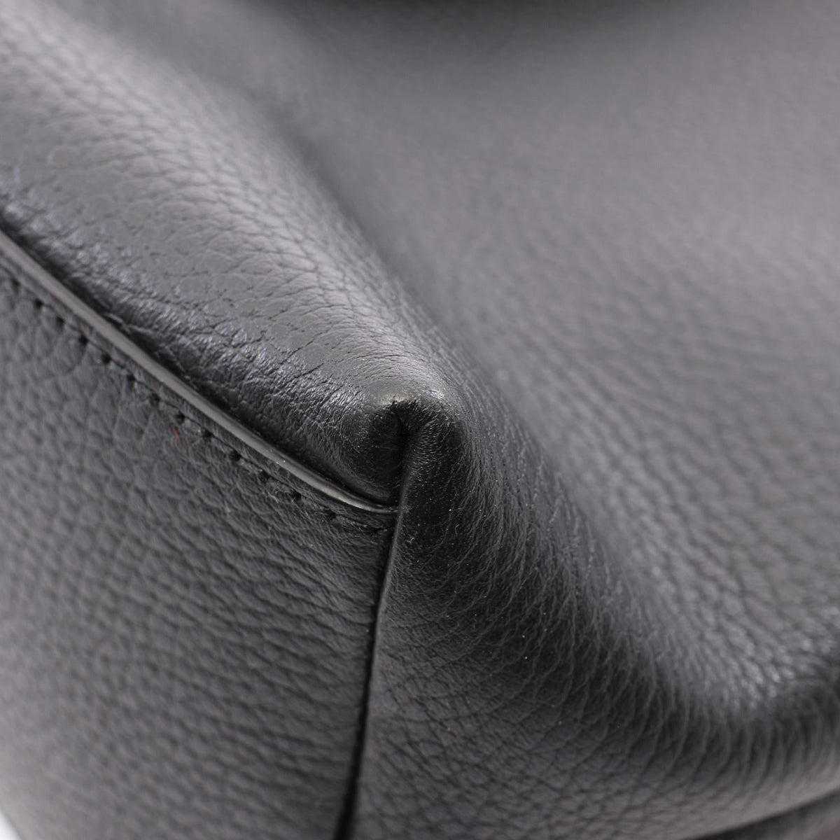 Gucci Bamboo Tassel · Leather Tote