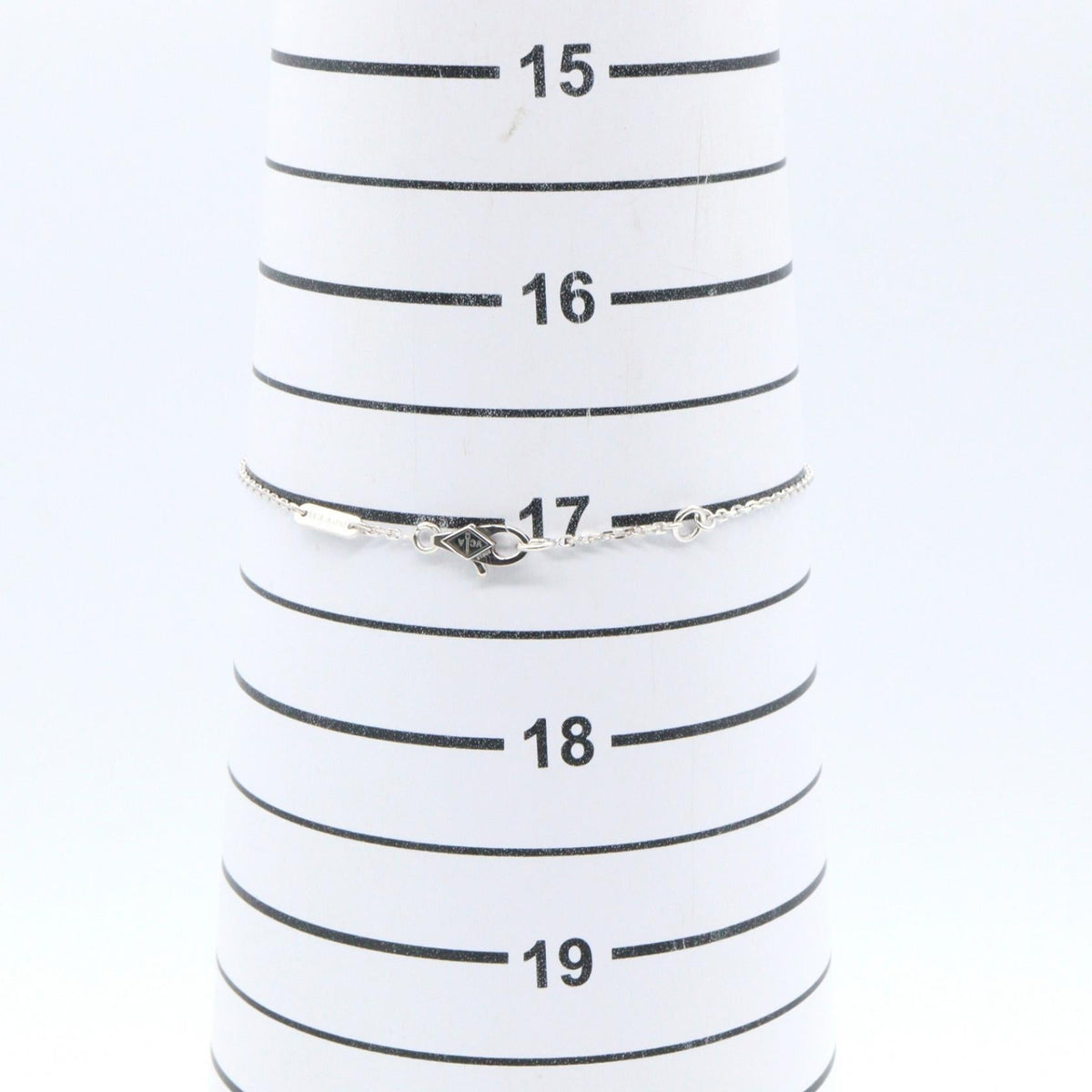 Van Cleef & Arpels Frivole Mini · Diamond