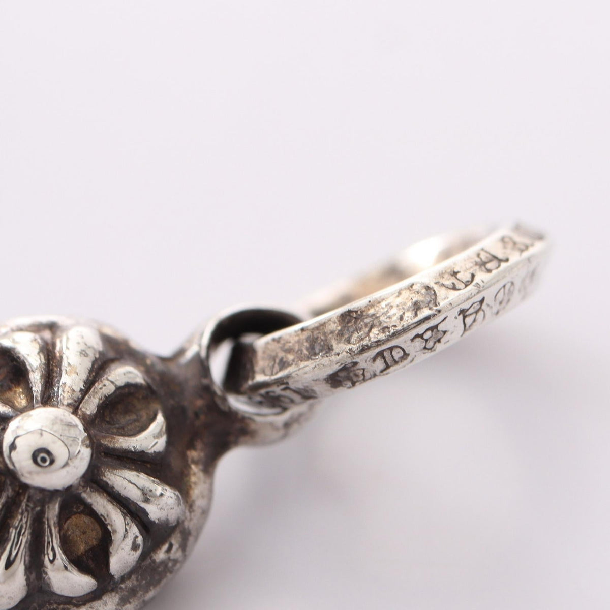 Chrome Hearts Tiny CH Cross · Silver925
