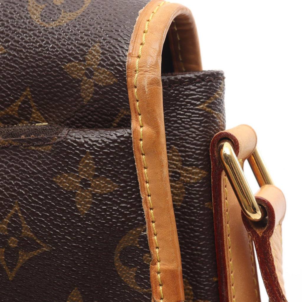 Louis Vuitton Menilmontant MM · Monogram