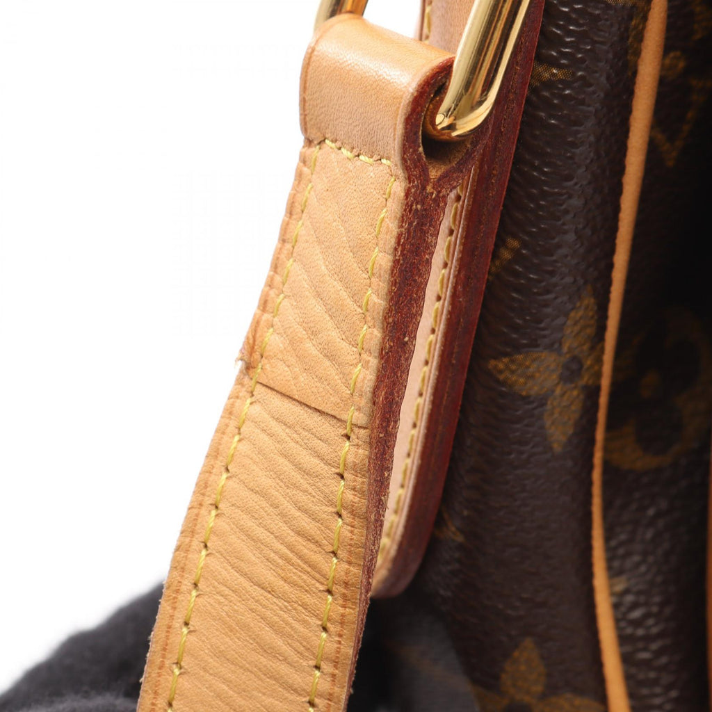 Louis Vuitton Menilmontant MM · Monogram