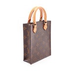 LOUIS VUITTON Petite Sac Plat · Monogram