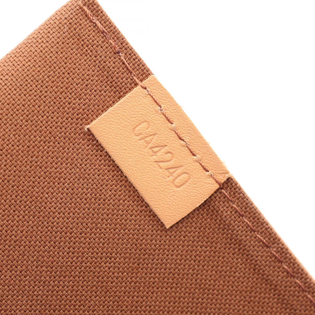LOUIS VUITTON Petite Sac Plat · Monogram