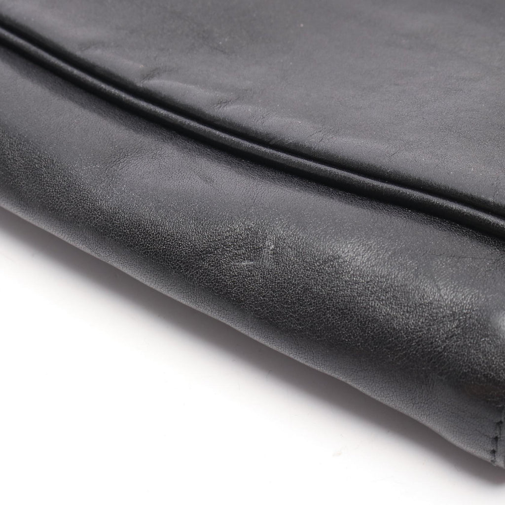 Balenciaga Grungy Messenger · Leather