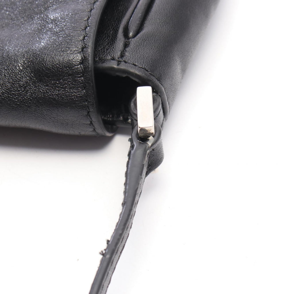 Balenciaga Grungy Messenger · Leather