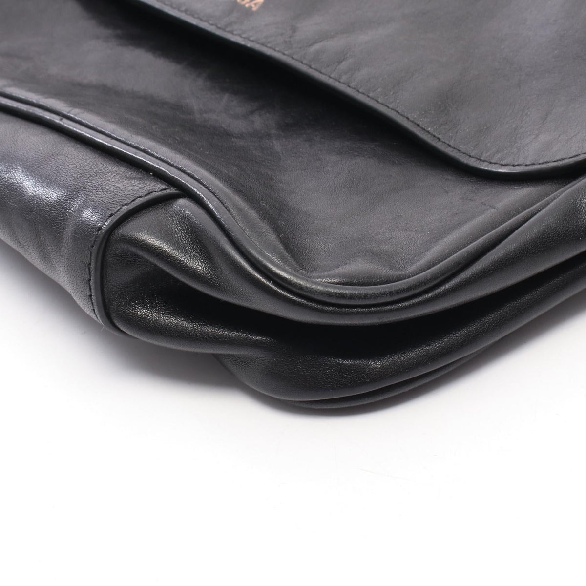 Balenciaga Grungy Messenger · Leather