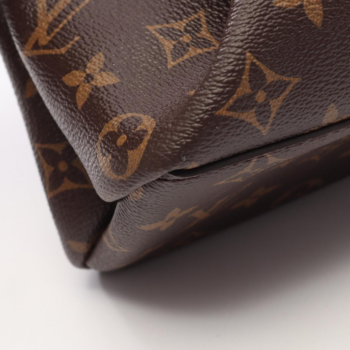 Louis Vuitton Rivoli PM · Monogram