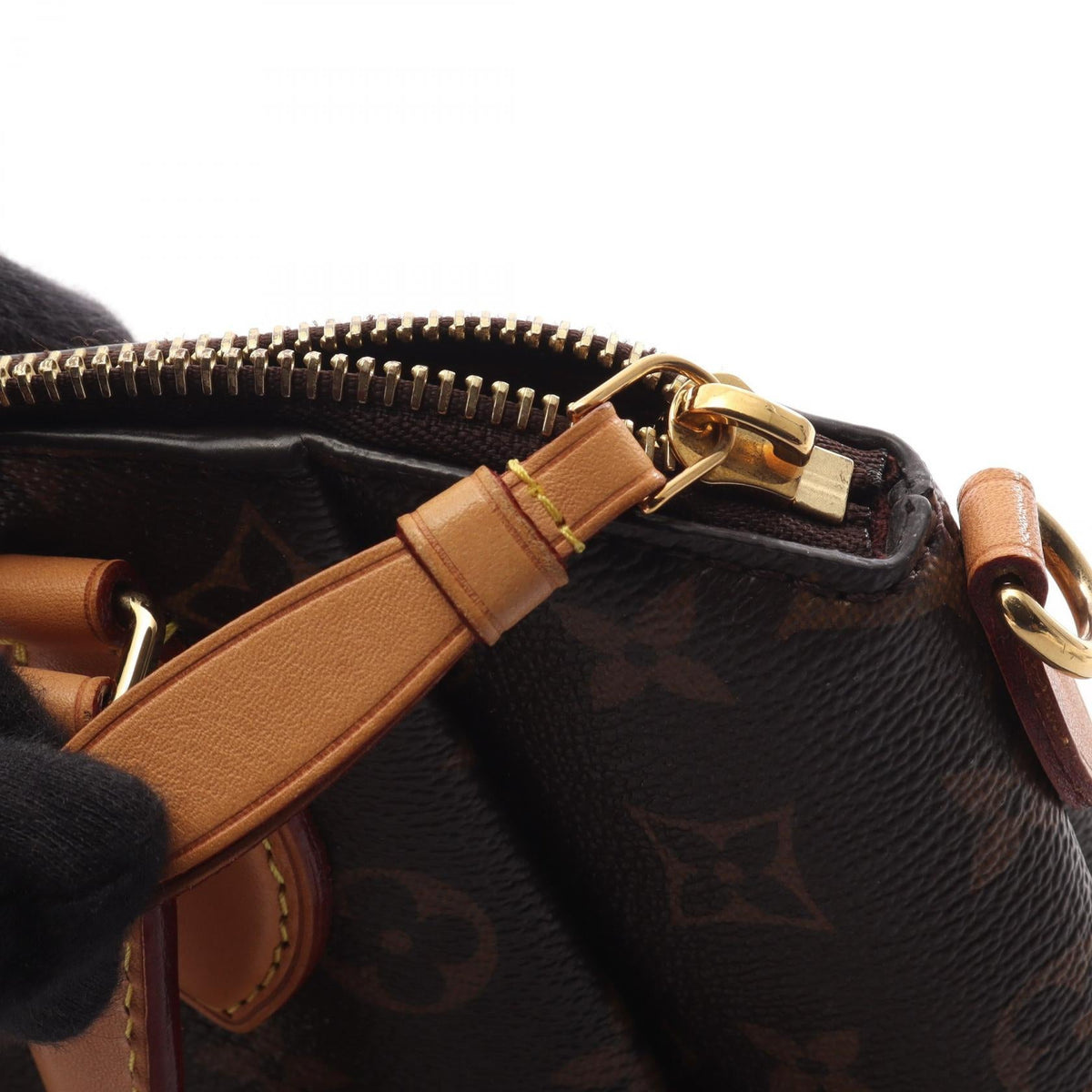 Louis Vuitton Rivoli PM · Monogram
