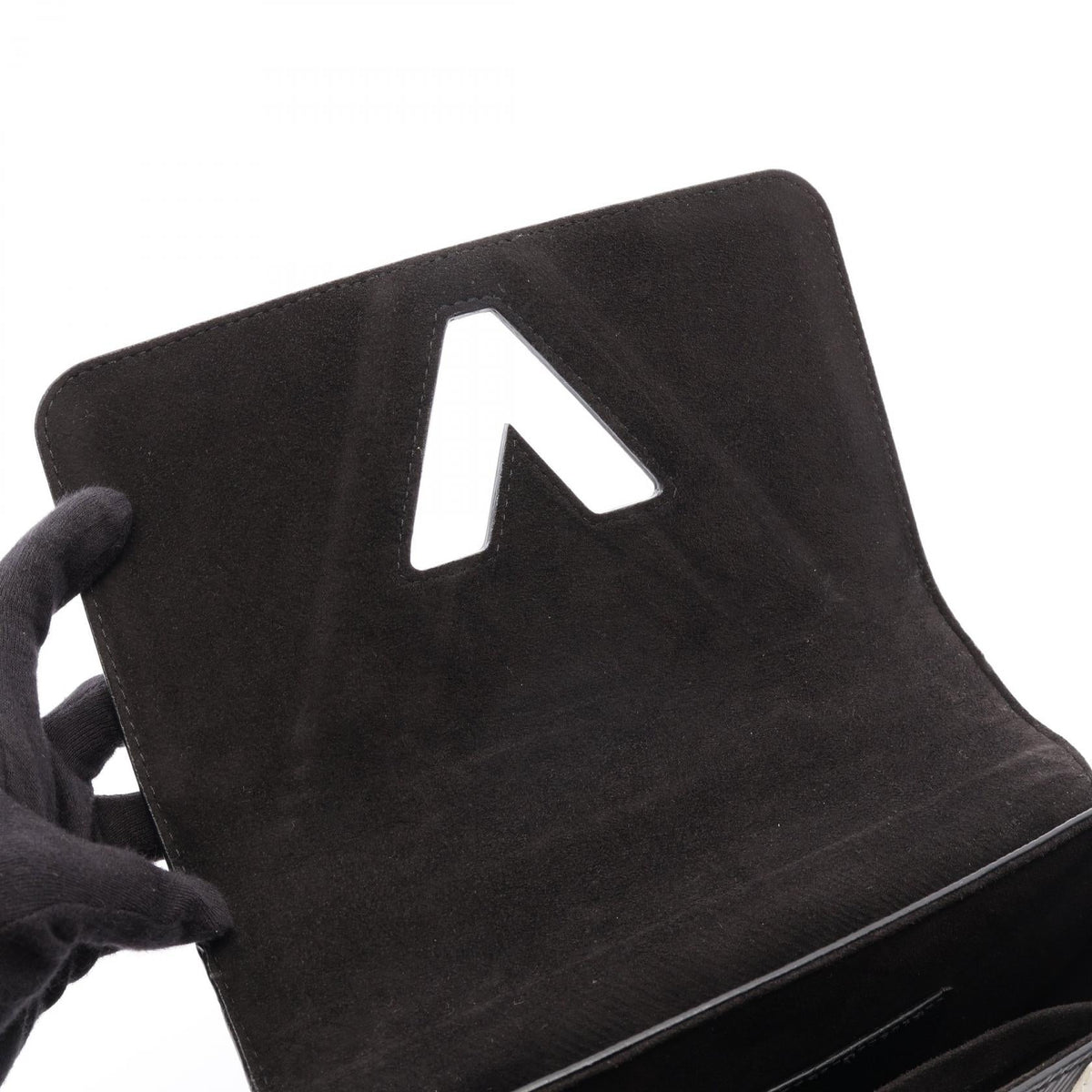 Louis Vuitton Twist MM · Epi Monogram