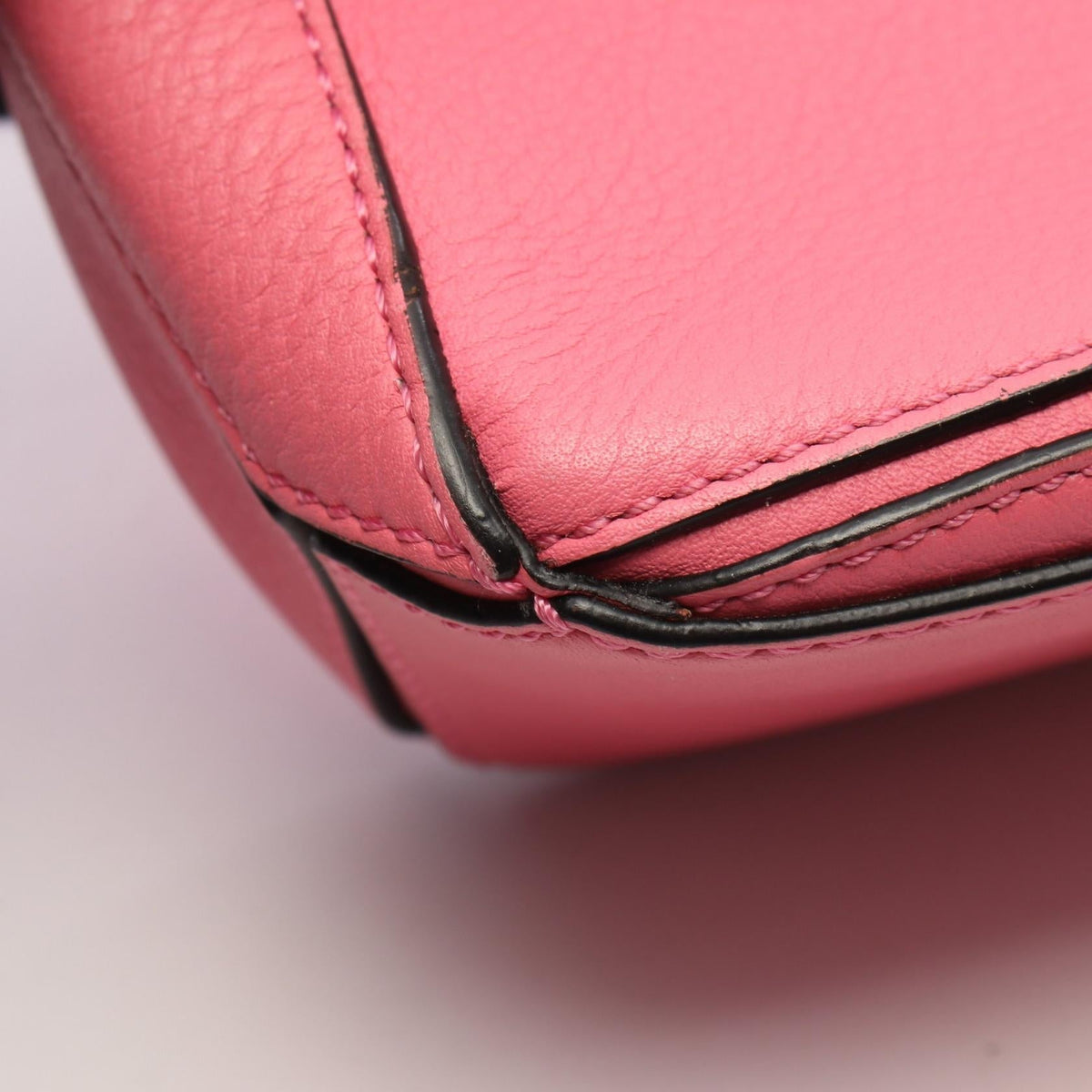 Loewe Puzzle Mini · Leather