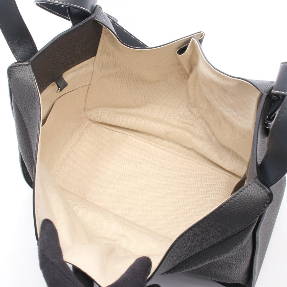 LOEWE Hammock Medium · Leather
