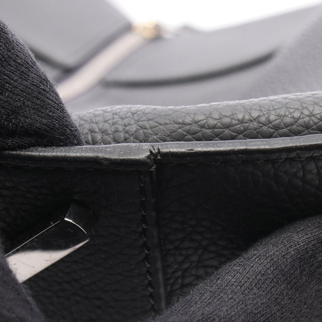 LOEWE Hammock Medium · Leather