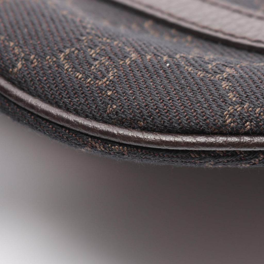 Gucci GG Pattern · Canvas Leather Crossbody