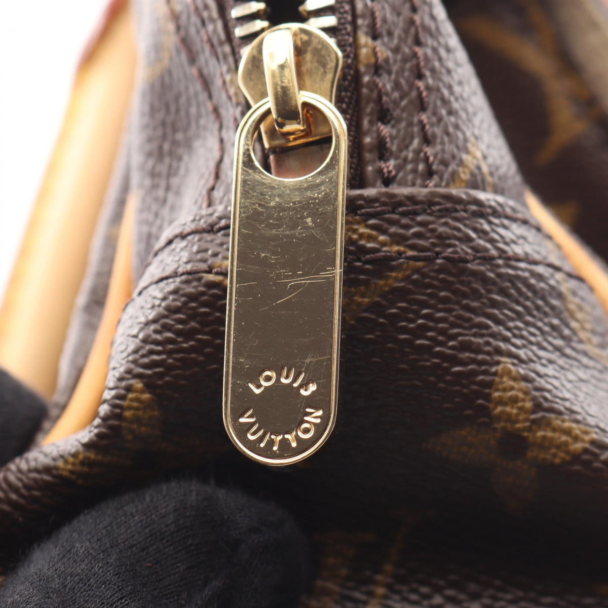Louis Vuitton Manhattan PM · Monogram Canvas