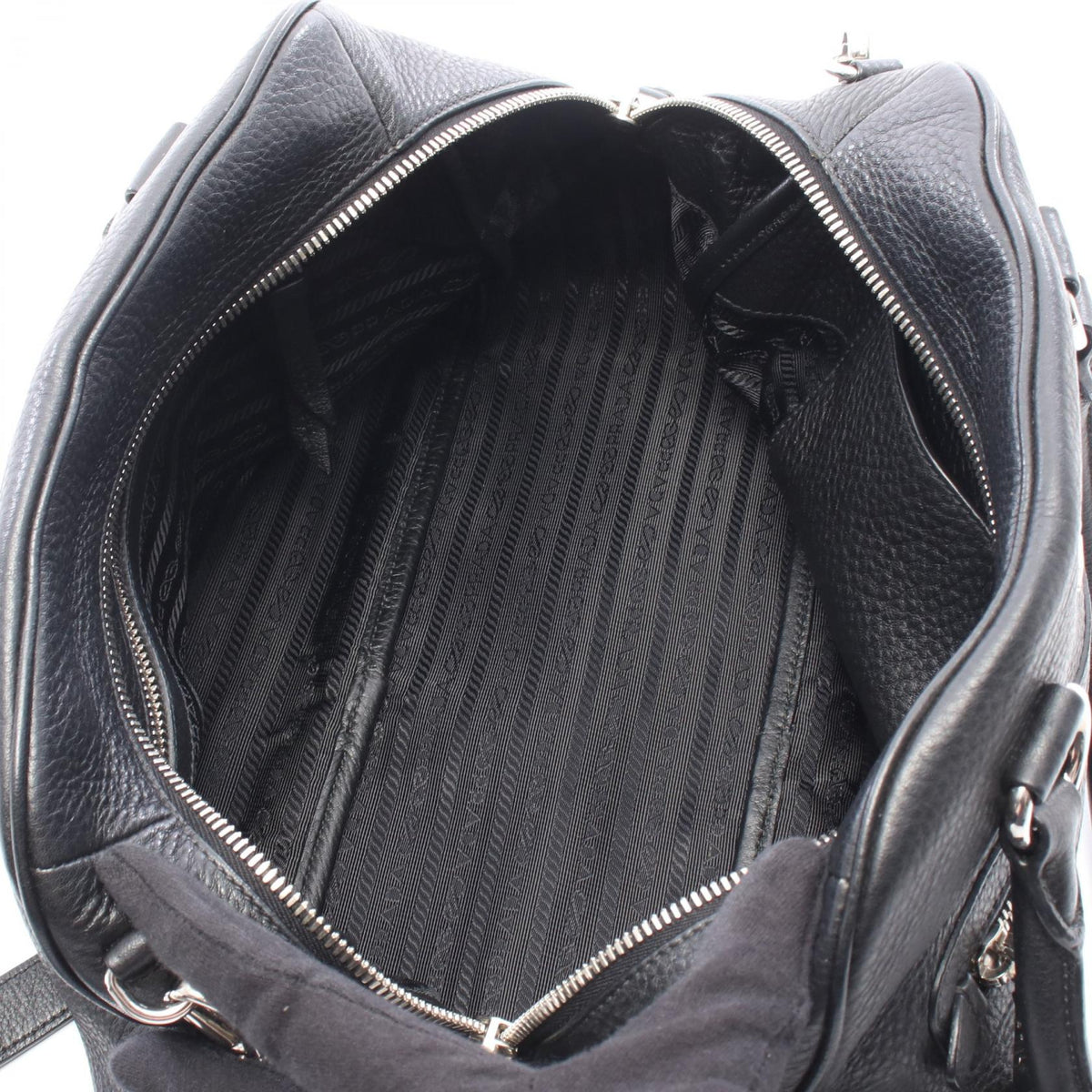 PRADA Vitello Phenix · Leather