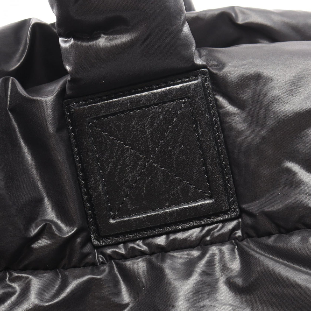 Chanel Coco Cocoon MM · Nylon