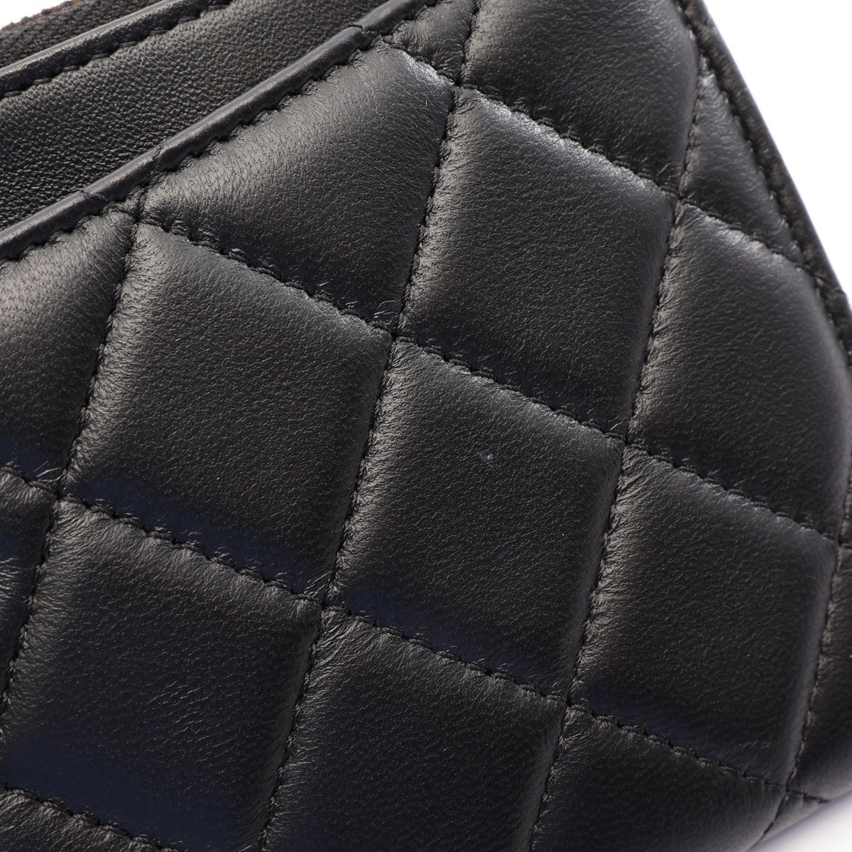 CHANEL Matelassé · Lambskin