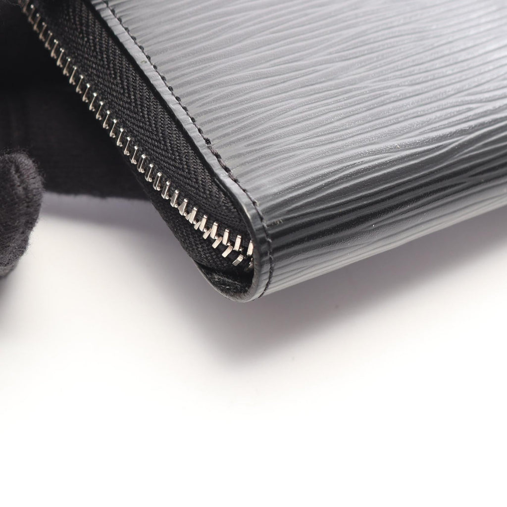 Louis Vuitton Zippy Wallet · Epi Leather
