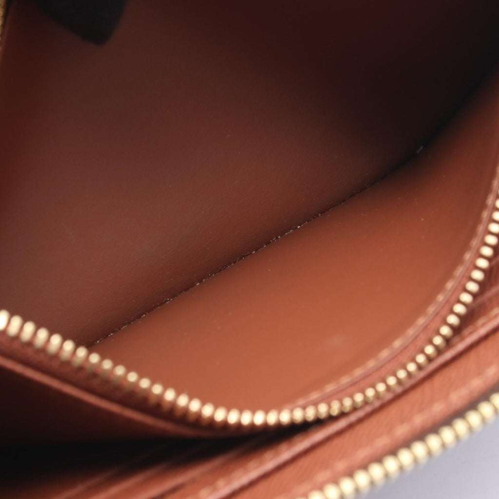 LOUIS VUITTON Zippy Wallet · Monogram