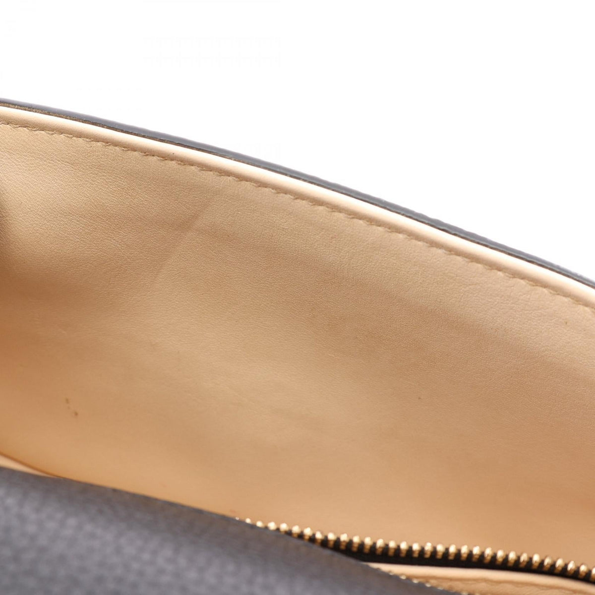 Louis Vuitton LV Pont Neuf Soft MM