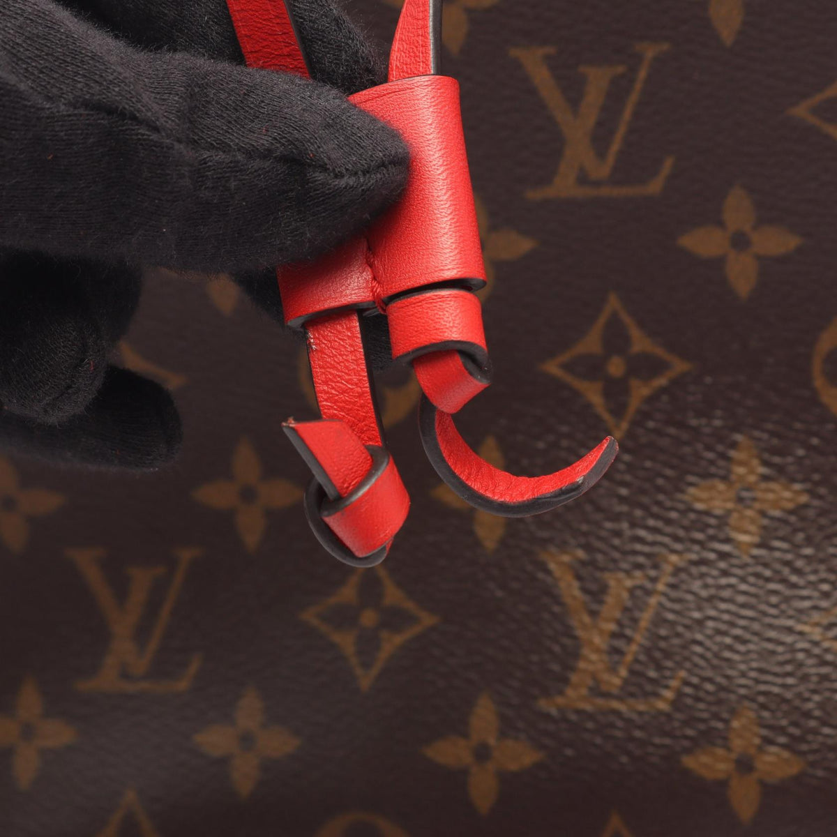 LOUIS VUITTON NéoNoé · Monogram Coquelicot