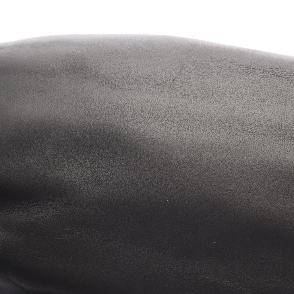 Bottega Veneta The Body Pouch · Leather