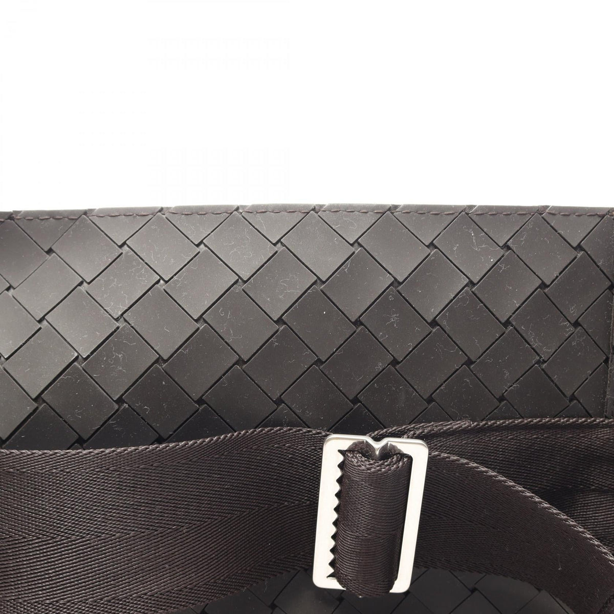 Bottega Veneta Intrecciato Scorpio · Rubber