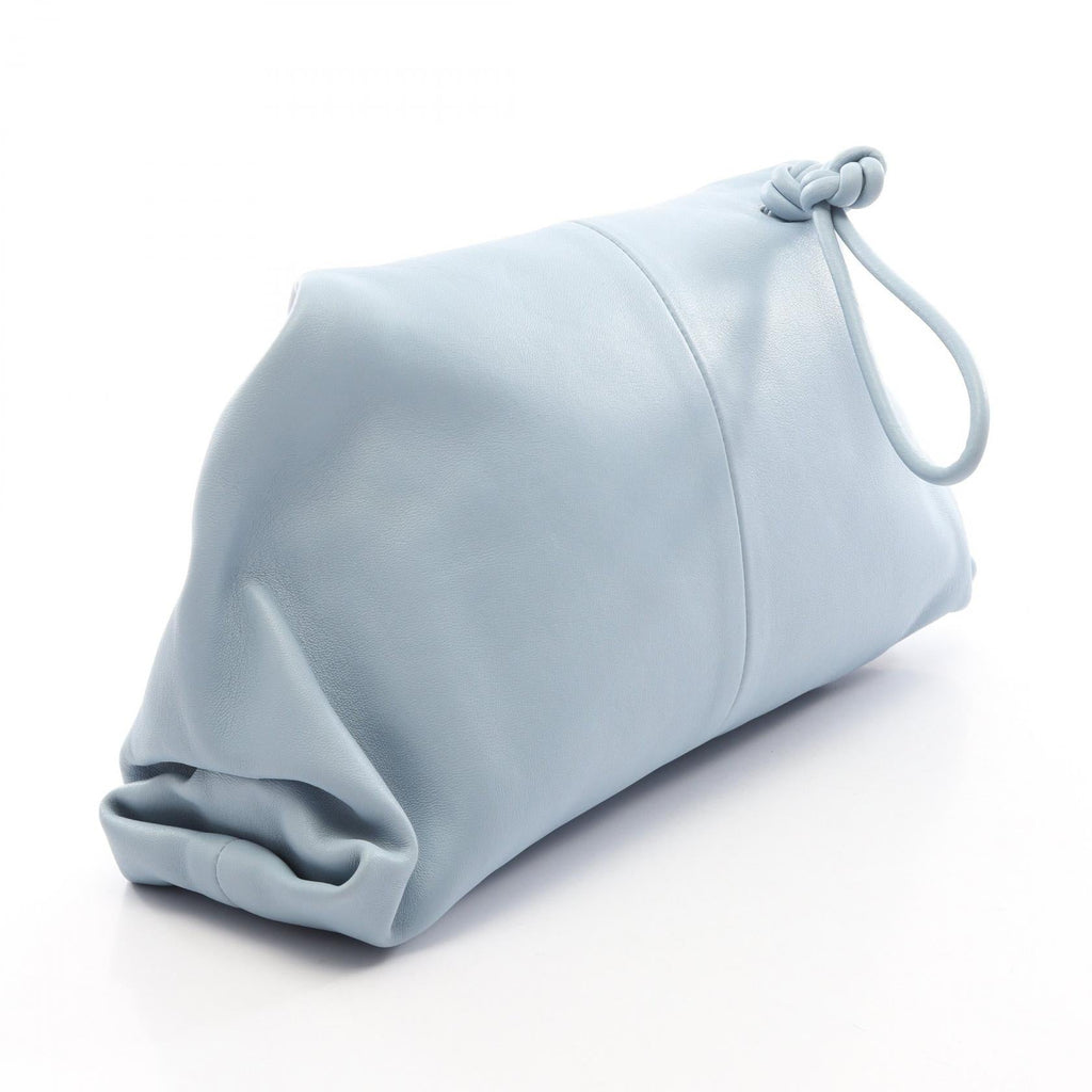 BOTTEGA VENETA Triangle Flap · Leather