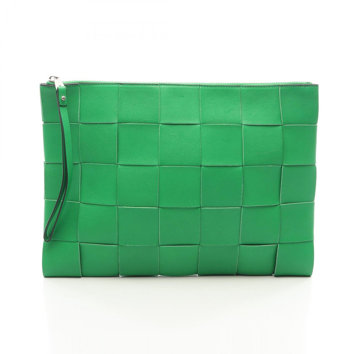Bottega Veneta · Maxi Intrecciato Clutch