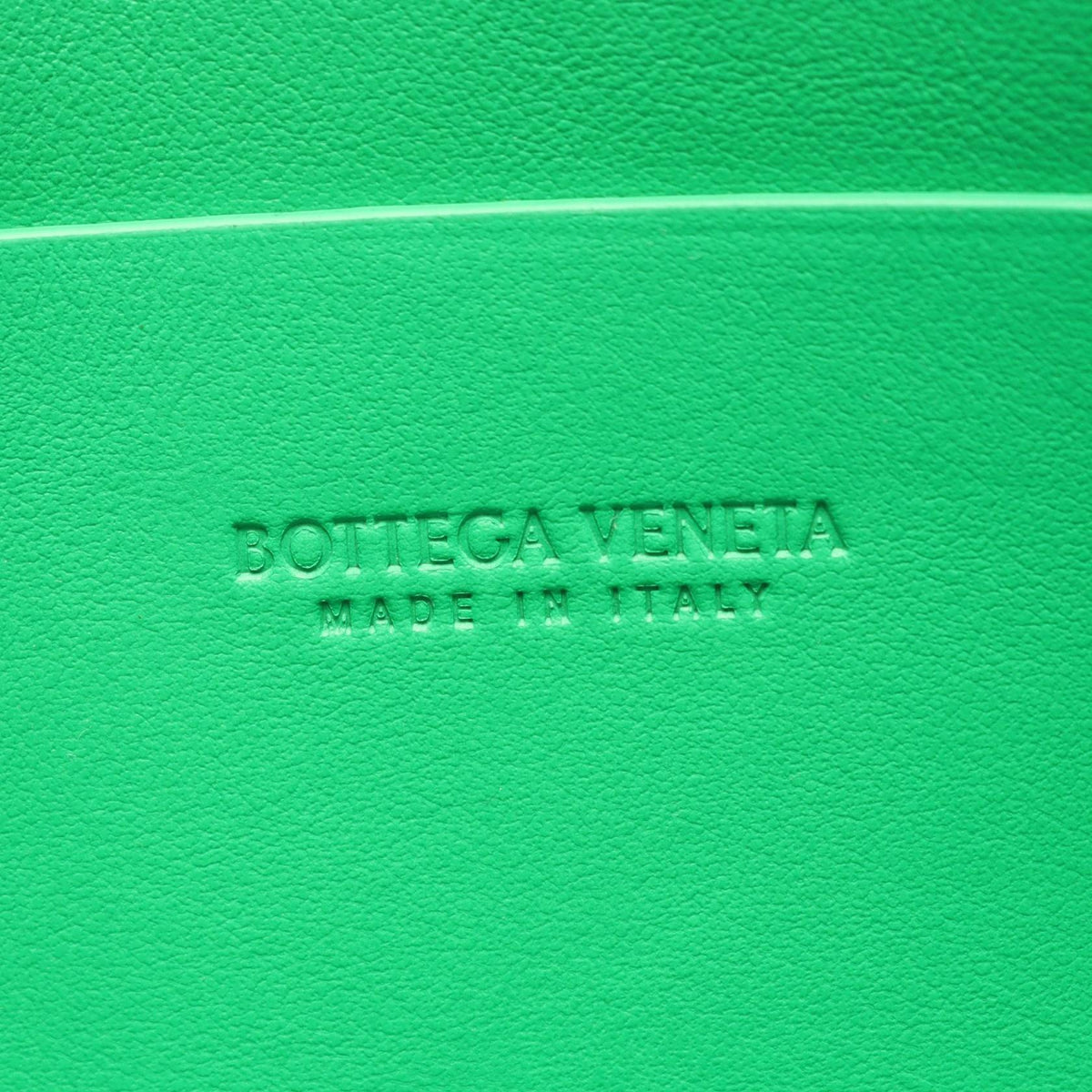 Bottega Veneta · Maxi Intrecciato Clutch