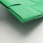 Bottega Veneta · Maxi Intrecciato Clutch