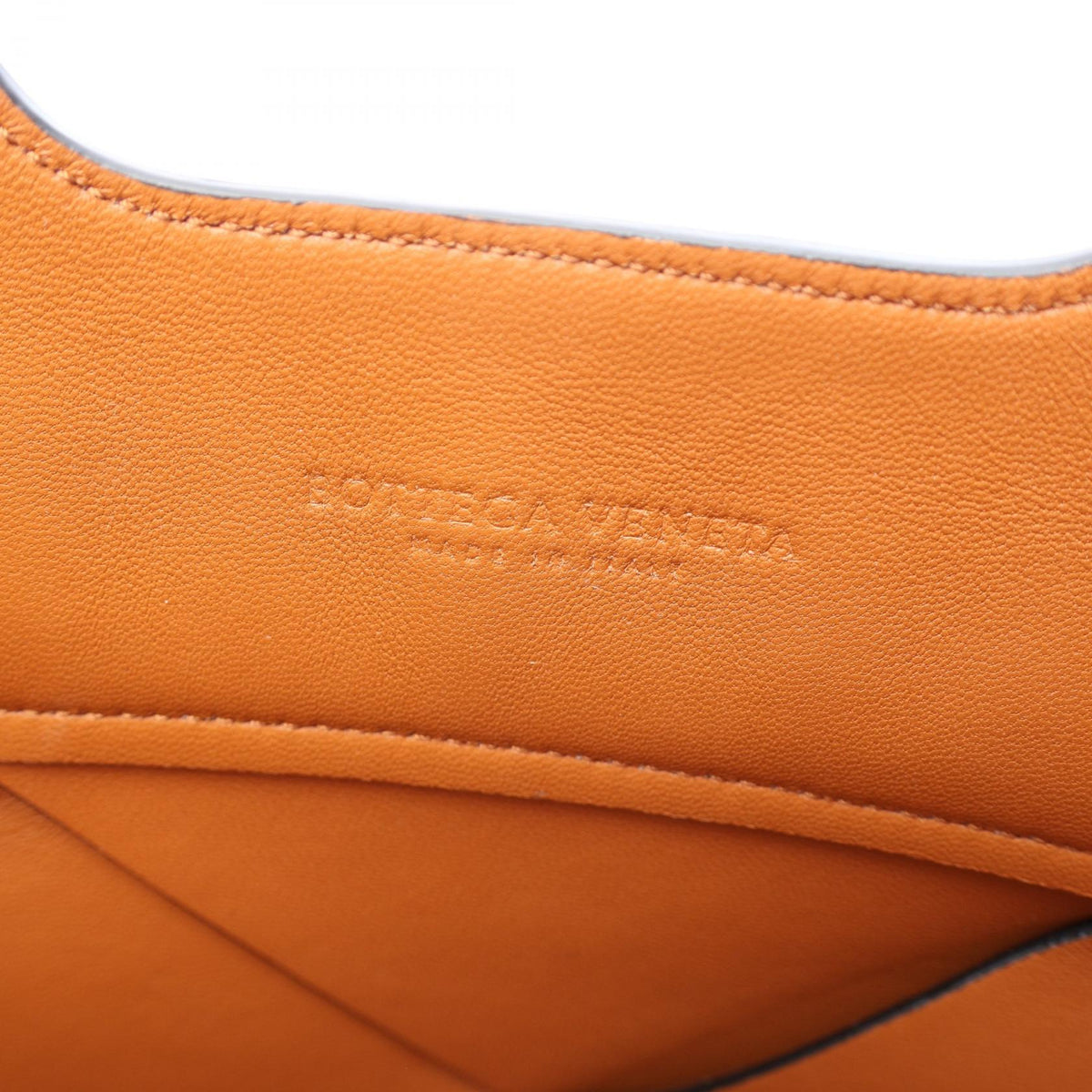 BOTTEGA VENETA Maxi Intrecciato · Leather