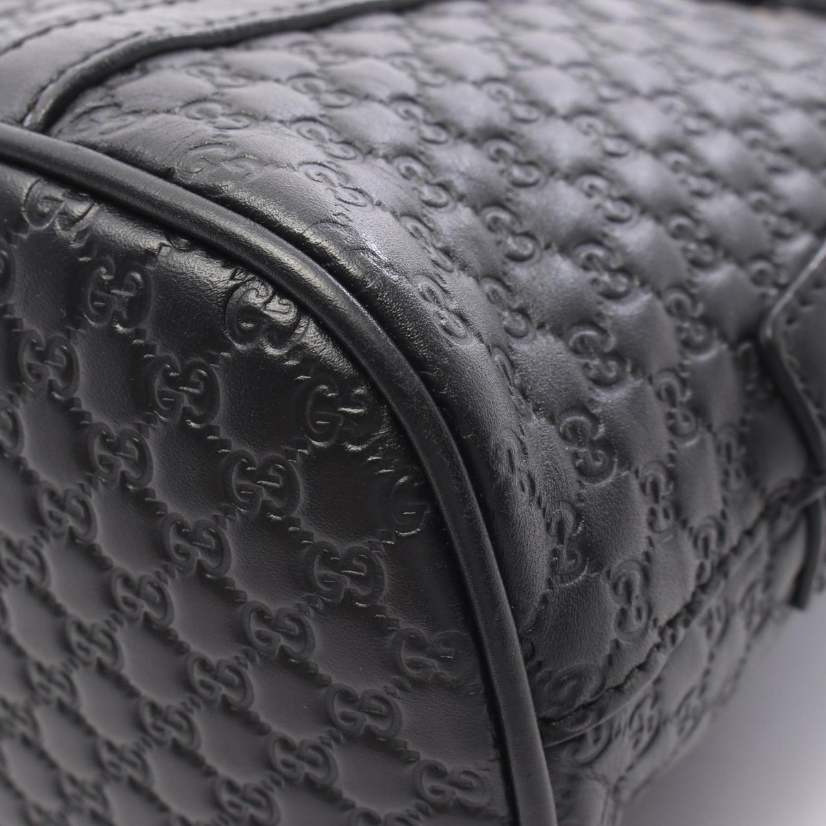 Gucci Micro Guccissima · Leather Handbag