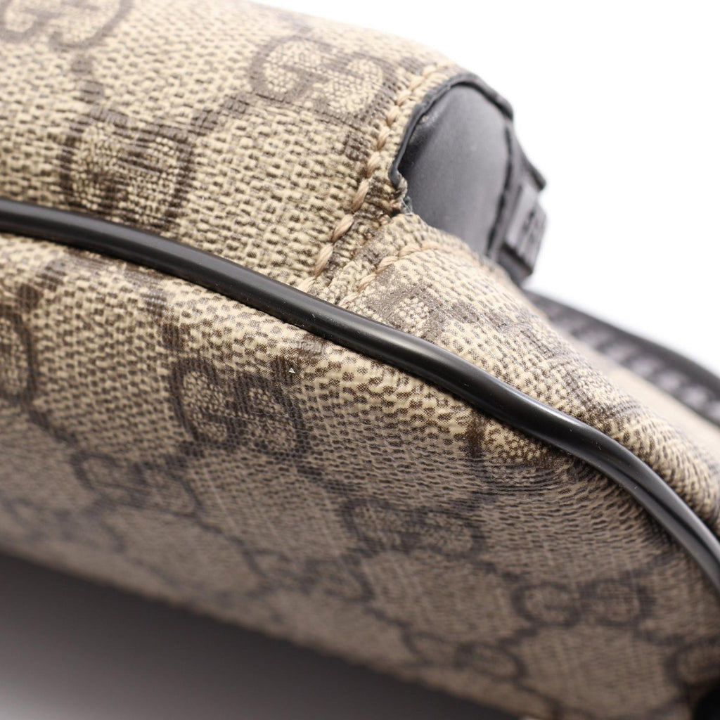 Gucci GG Supreme · Belt Bag