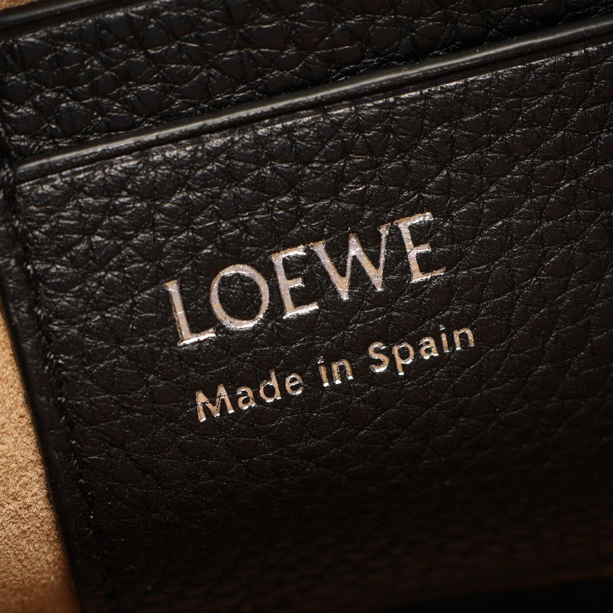 Loewe Pebble Small · Messenger