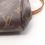 Louis Vuitton Favorite PM · Monogram