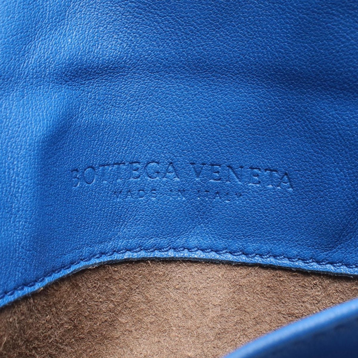 Bottega Veneta Intrecciato · Leather